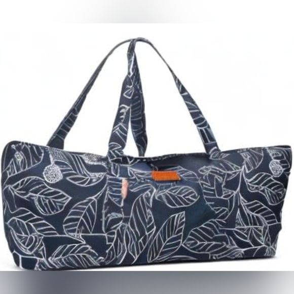 Elenture Large Yoga Mat Bag | Multifunctional Yoga, Gym & Travel Tote - Picture 6 of 10